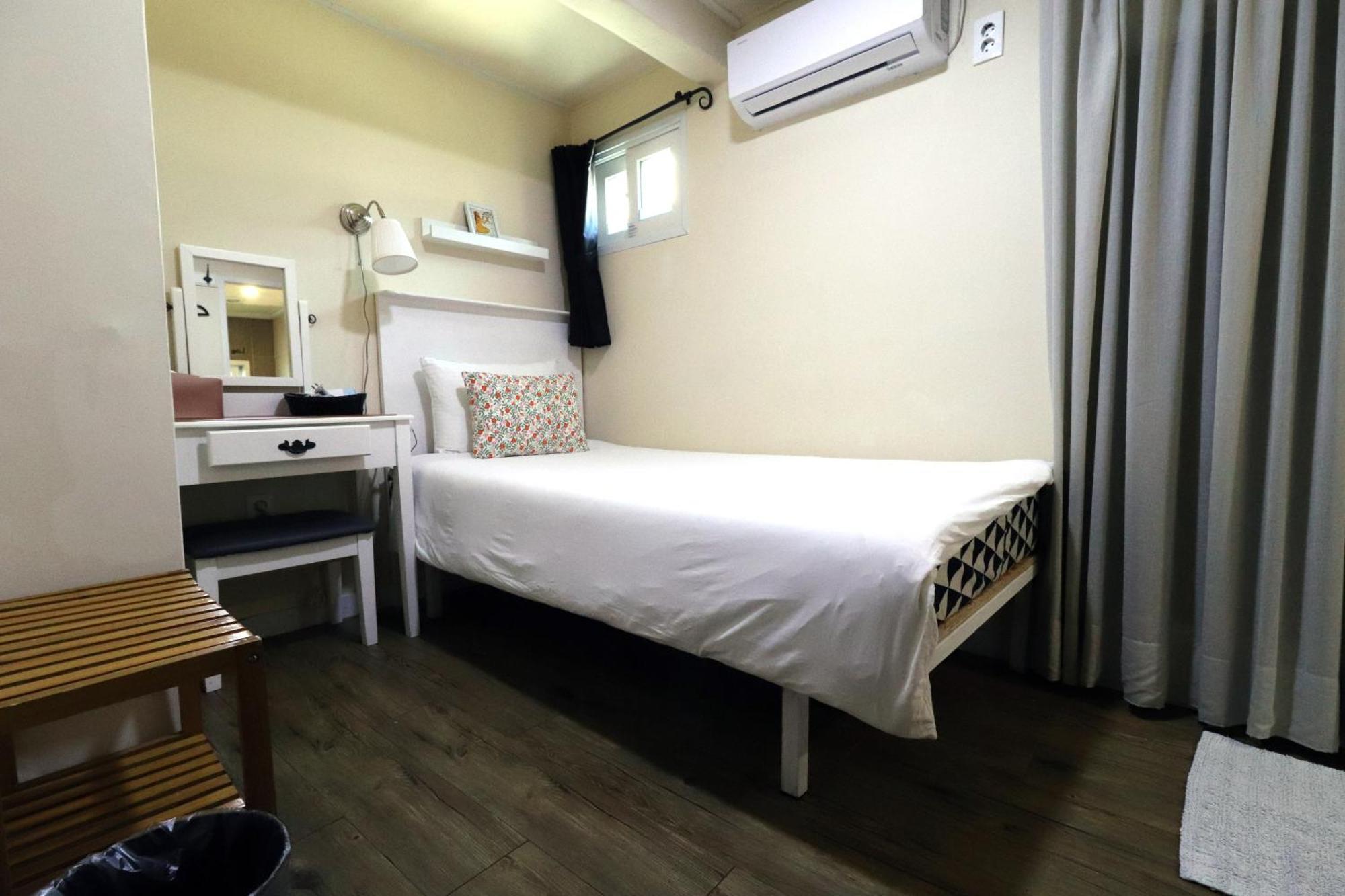 Just4U Guesthouse Szöul Kültér fotó